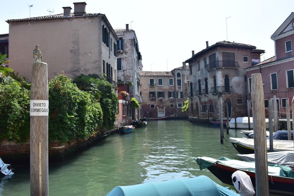 Il Veliero Romantico Venetië Buitenkant foto